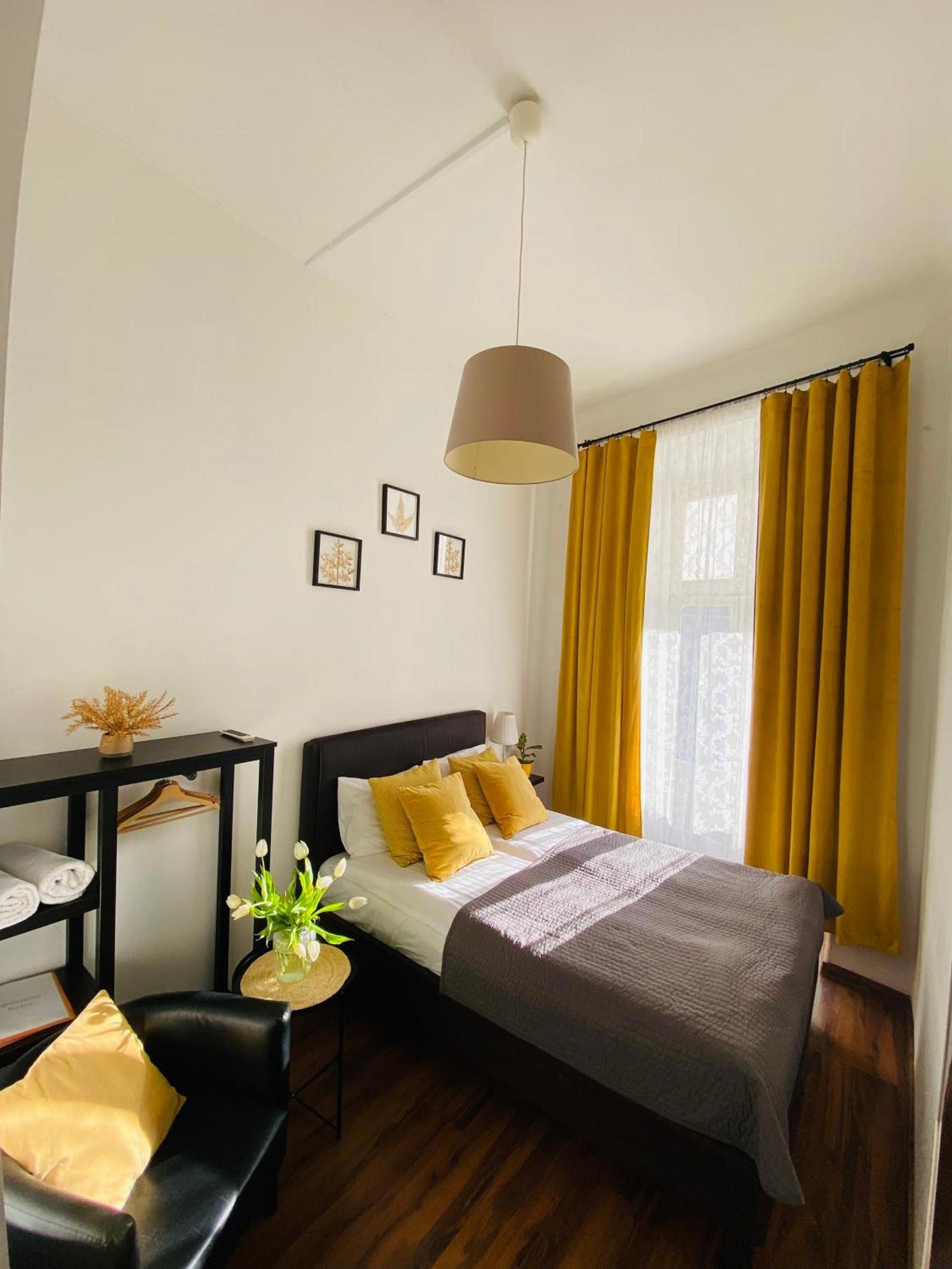 Krakow Apartments & Rooms Exterior photo